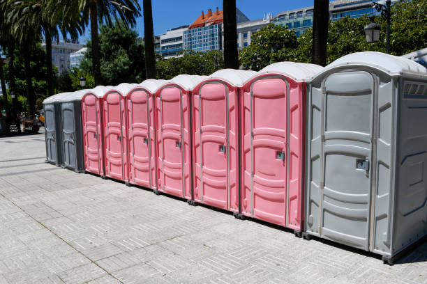 Best Standard Portable Toilet Rental  in Georgetown, CT